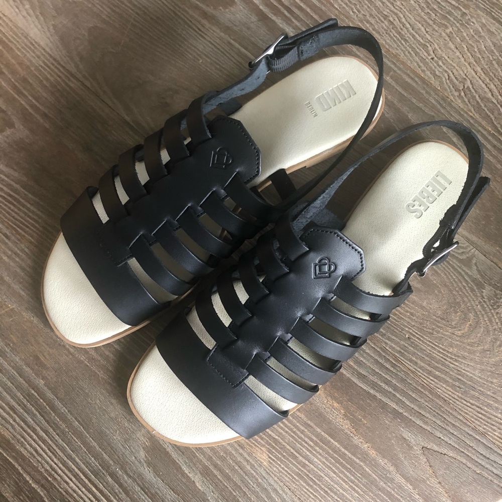 NWT Liebeskind Berlin Sandals